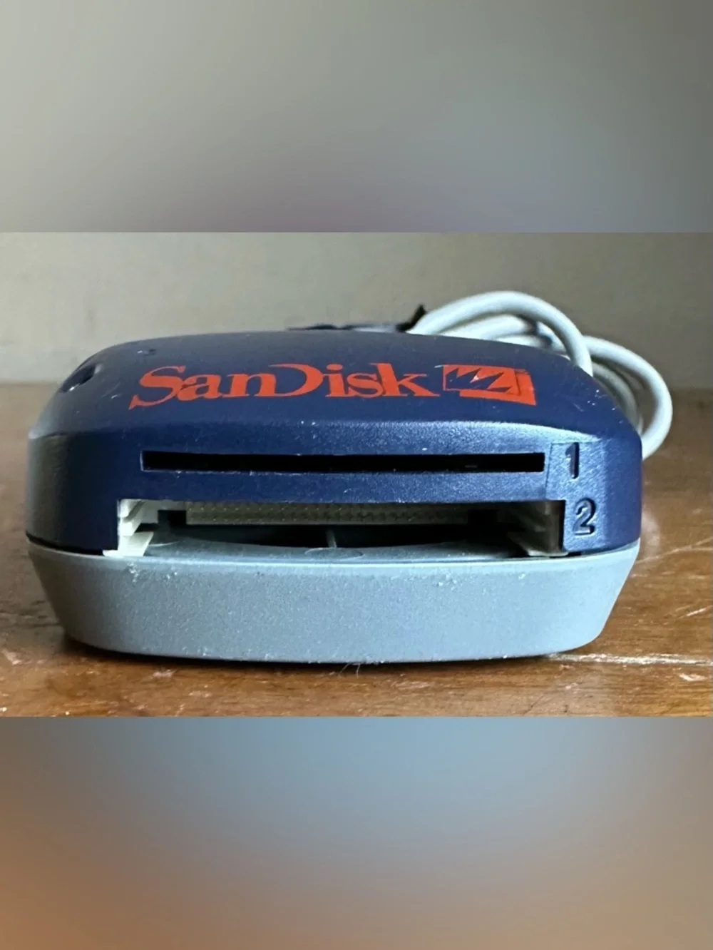 SanDisk ImageMate Model SDDR-75 Dual Card Reader for Home/Office Compactflash